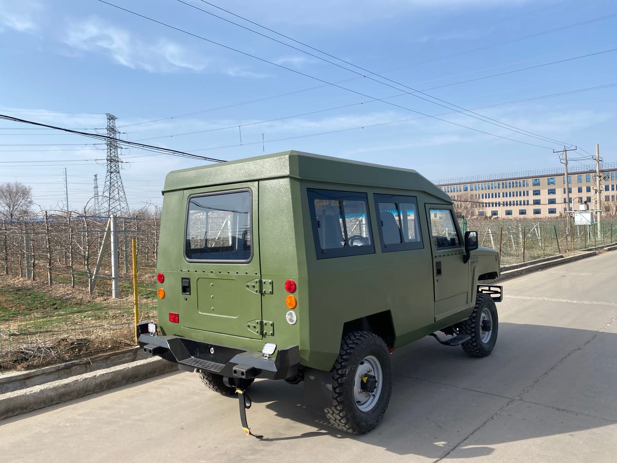SDSG RU-10 trackless underground personnel carrier — additional view
