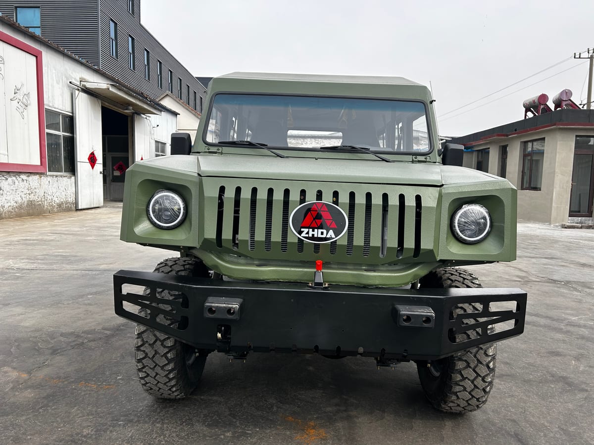 SDSG RU-10 trackless underground personnel carrier — additional view